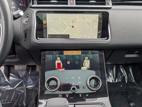 Used 2021 Land Rover Range Rover Velar S image 13