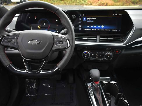 New 2026 Chevrolet Trax RS w/ Driver Confidence Package image 13