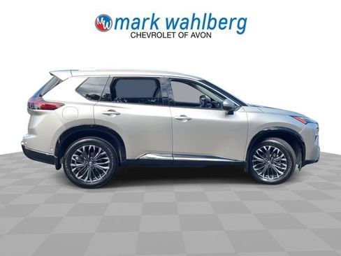 Used 2026 Nissan Rogue Platinum w/ Platinum Premium Package AWD/4WD image 9
