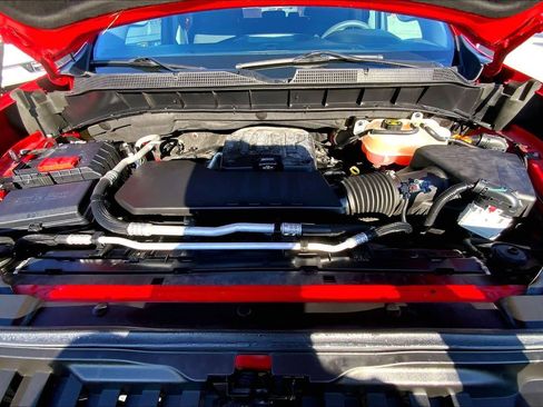 Certified 2022 Chevrolet Silverado 1500 Custom image 30