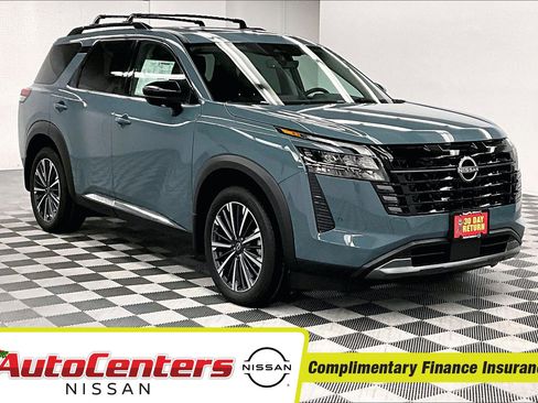 New 2026 Nissan Pathfinder Platinum AWD/4WD image 1