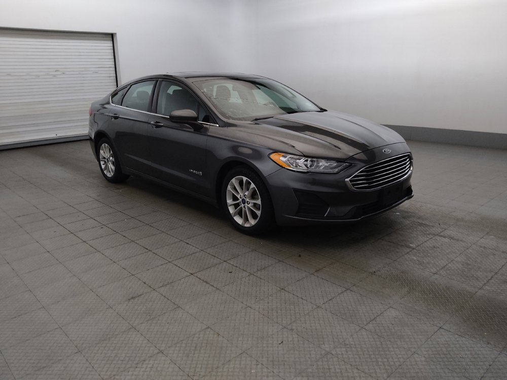 Used 2019 Ford Fusion SE FWD image 11