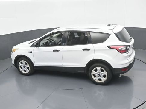 Used 2017 Ford Escape S image 42