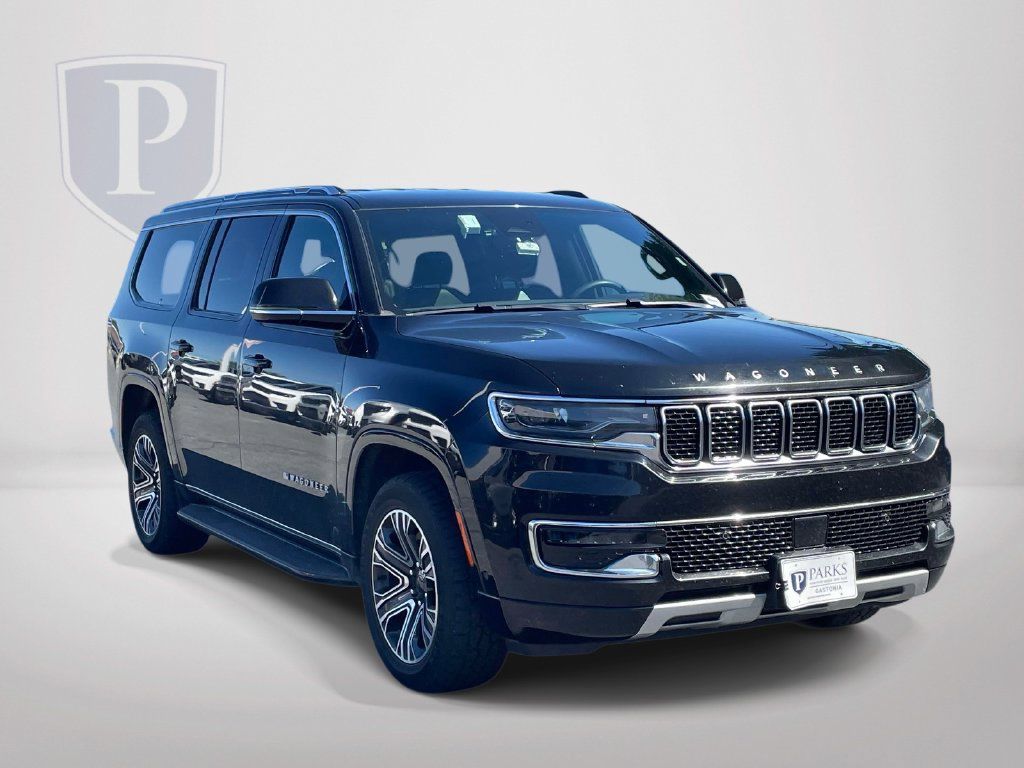 Certified 2024 Jeep Wagoneer L Series II w/ Flexible Seating Group AWD/4WD image 2