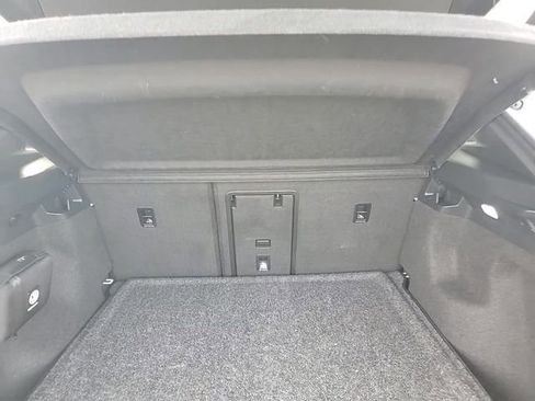 Used 2022 Volkswagen ID.4 Pro S image 31