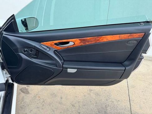 Used 2008 Mercedes-Benz SL 550 image 15