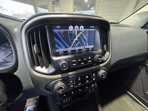 Used 2015 Chevrolet Colorado Z71 image 29