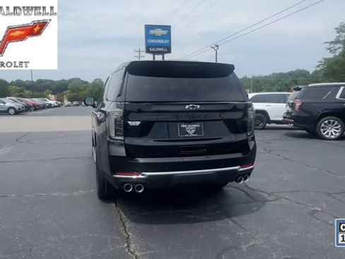 Used 2025 Chevrolet Tahoe Premier AWD/4WD image 7