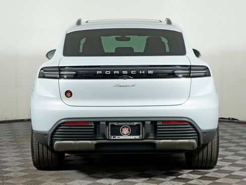 Used 2026 Porsche Macan 4 Electric AWD/4WD image 6