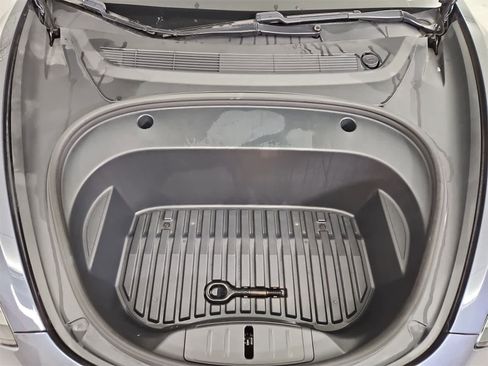 Used 2021 Tesla Model 3 Standard Range Plus image 14