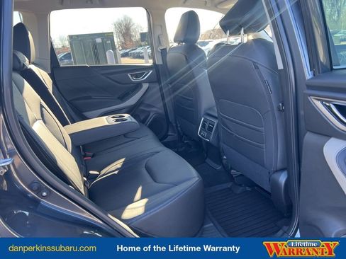 Used 2024 Subaru Forester Limited image 35