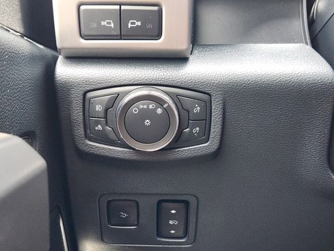 Used 2022 Ford F350 Platinum AWD/4WD image 22