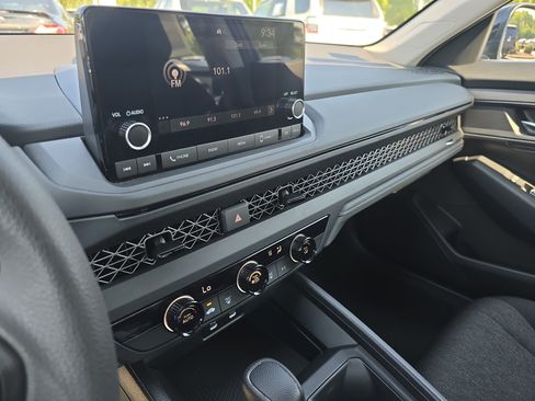 Used 2024 Honda Accord LX image 19