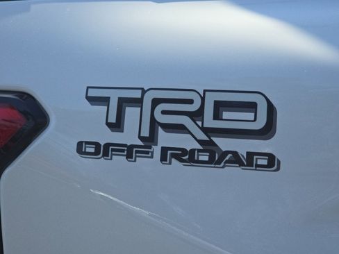 Used 2024 Toyota Tacoma TRD Off-Road w/ TRD Off Road Premium Package image 11