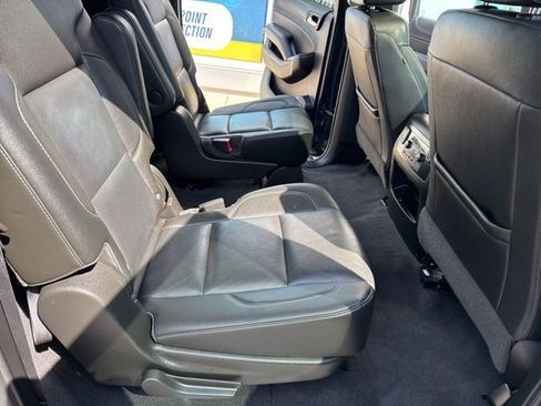 Certified 2020 Chevrolet Suburban Premier w/ Premier 6.2L Value Package image 33