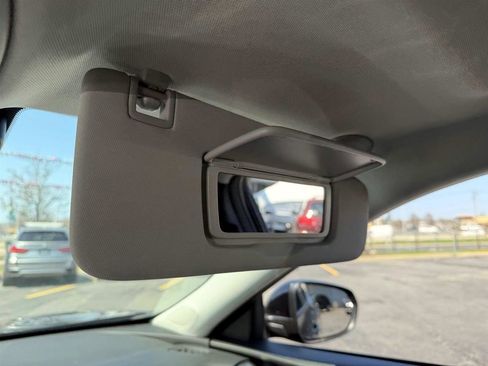 Used 2025 Chevrolet Trax LT w/ LT Convenience Package image 24