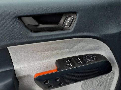 Used 2024 Ford Maverick XLT w/ XLT Luxury Package FWD image 14