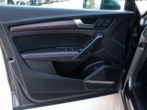 Used 2023 Audi Q5 2.0T Premium Plus w/ Premium Plus Package image 12