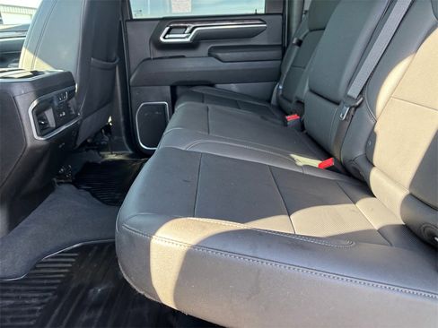 Certified 2025 Chevrolet Silverado 3500 LTZ w/ LTZ Convenience Package image 29