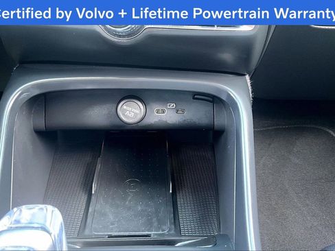 Certified 2026 Volvo XC40 B5 Plus AWD/4WD image 35