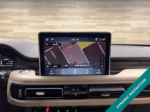 Used 2024 Lincoln Aviator Reserve w/ Equipment Group 201A image 8