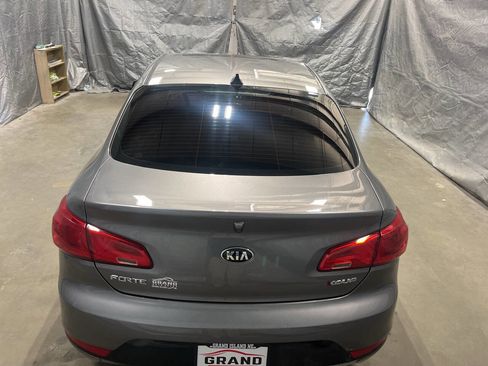 Used 2015 Kia Forte Koup EX w/ EX Premium Package image 11
