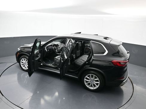 Used 2020 BMW X5 xDrive40i w/ Convenience Package image 48