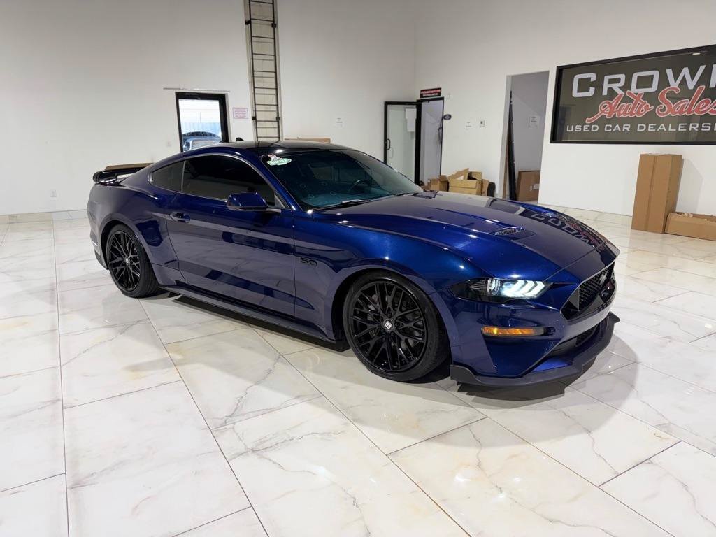 Used 2020 Ford Mustang GT Premium w/ Black Accent Package RWD image 4