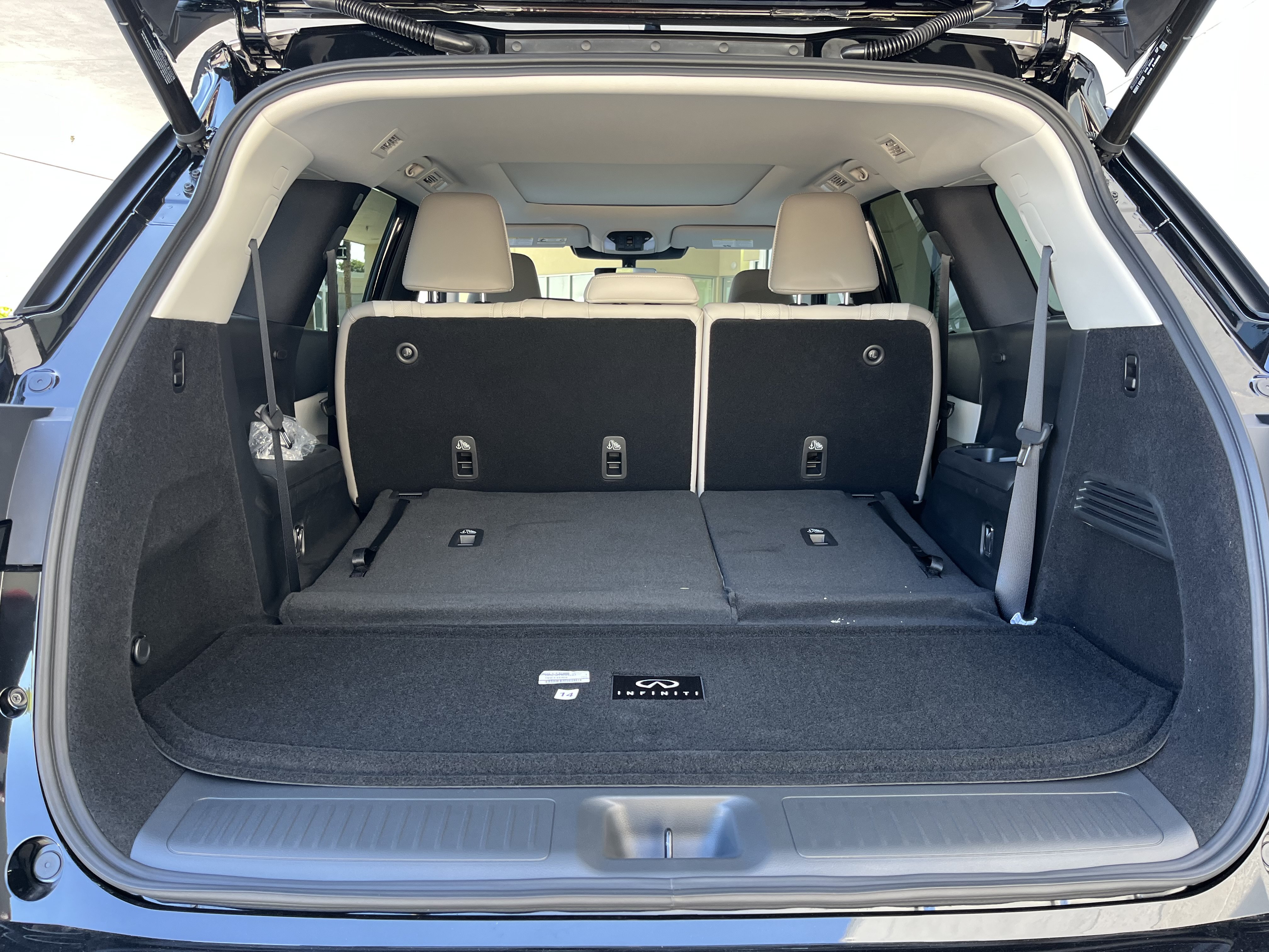 New 2027 INFINITI QX60 Luxe w/ Cargo Package FWD image 20