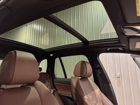 Used 2021 BMW X5 xDrive40i w/ Convenience Package AWD/4WD image 26