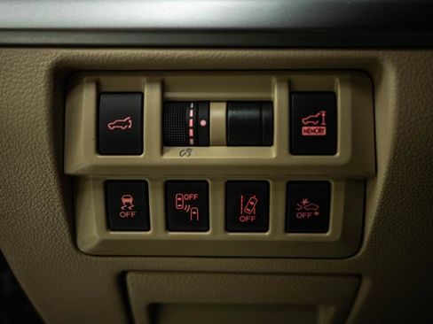 Used 2019 Subaru Outback 2.5i Limited w/ Popular Package #2 image 25