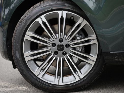 New 2026 Land Rover Range Rover SE AWD/4WD image 8