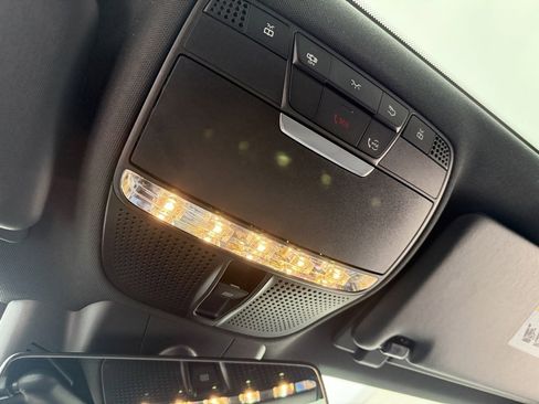 Used 2019 Mercedes-Benz E 450 4MATIC Sedan image 34