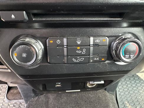 Used 2018 Ford F150 XLT AWD/4WD image 23