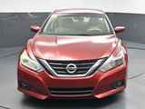 Used 2016 Nissan Altima 2.5 SV image 2