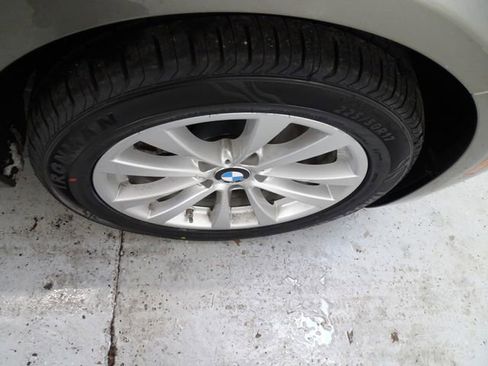 Used 2018 BMW 320i xDrive Sedan w/ Convenience Package image 30