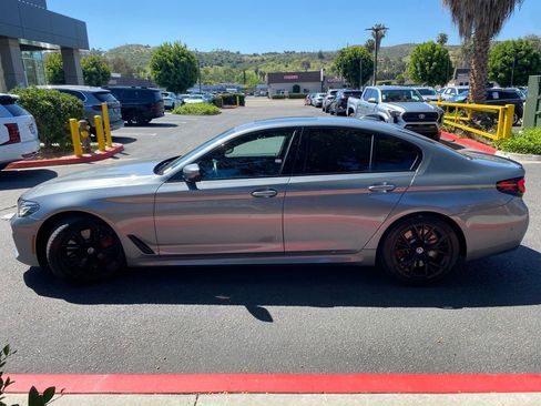 Used 2023 BMW M550i xDrive w/ Shadowloine Package image 5