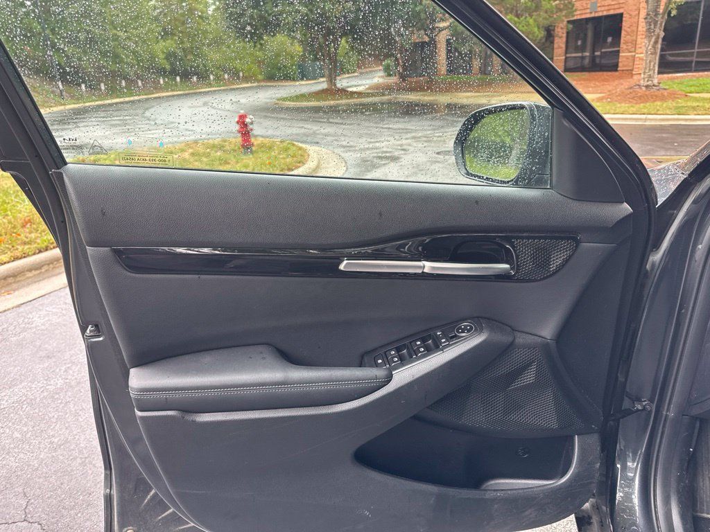 Used 2025 Kia Seltos EX w/ EX Sunroof Package FWD image 6