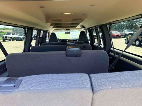 Used 2023 Chevrolet Express 3500 LS RWD image 13