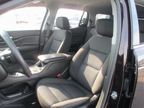 Used 2021 GMC Acadia SLE w/ Driver Convenience Package image 14