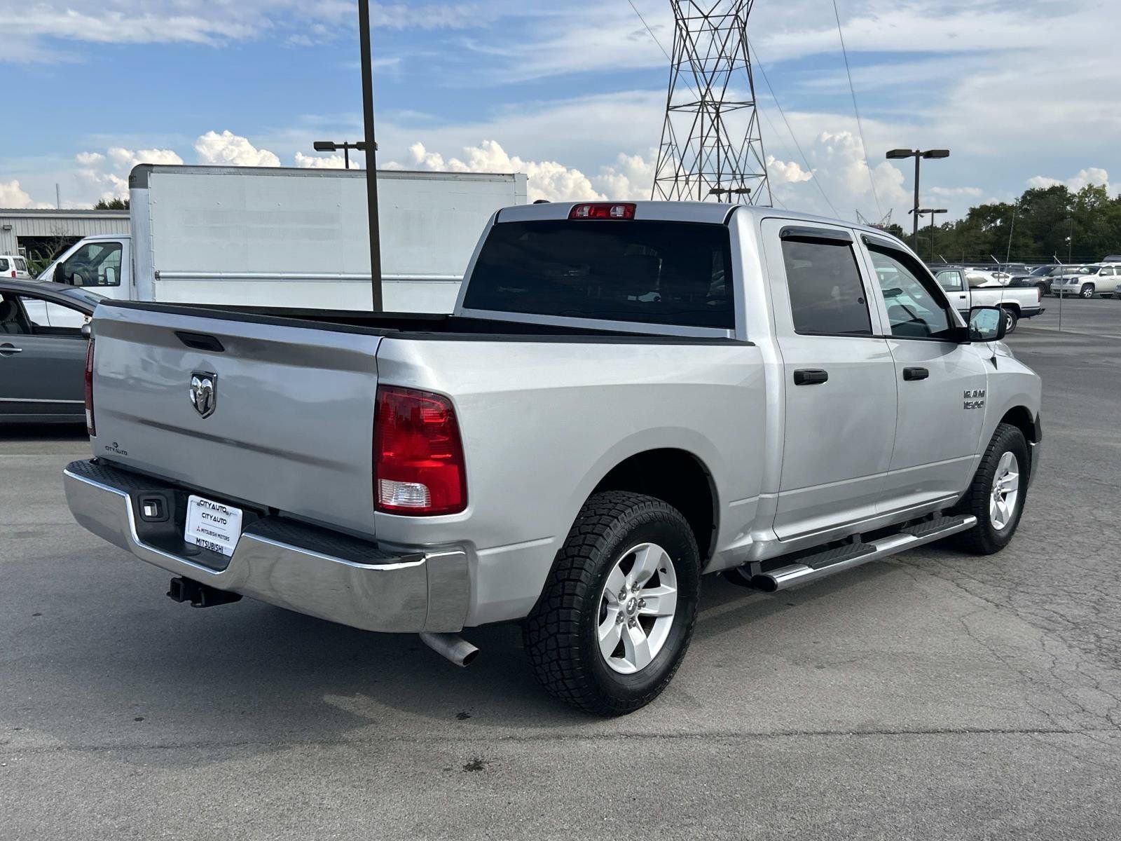 Used 2018 RAM 1500 Tradesman w/ Popular Equipment Group RWD image 3