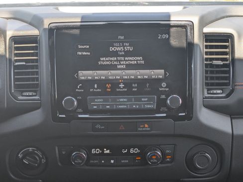 Used 2024 Nissan Frontier PRO-4X w/ Off-Road Protection Package AWD/4WD image 22