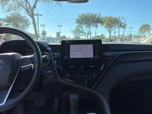 Used 2024 Toyota Camry LE image 9