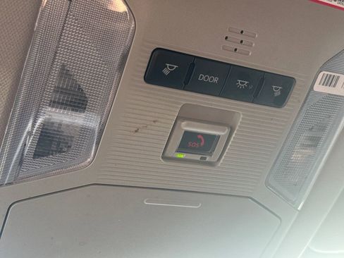 Used 2023 Toyota RAV4 LE image 29