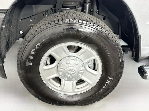 Used 2022 RAM 3500 Tradesman image 29