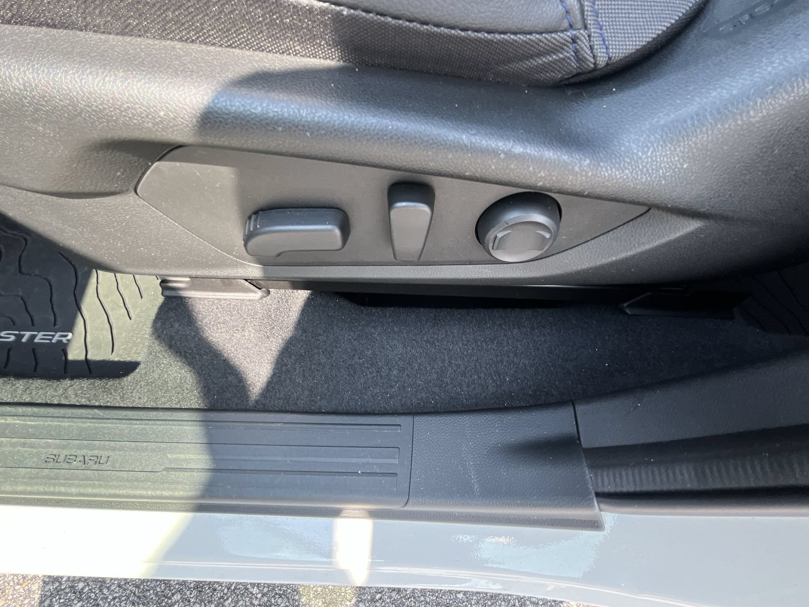 Certified 2025 Subaru Forester Premium AWD/4WD image 16
