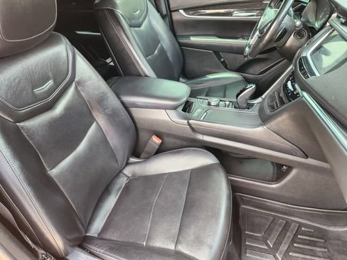 Certified 2020 Cadillac XT5 Premium Luxury FWD image 13