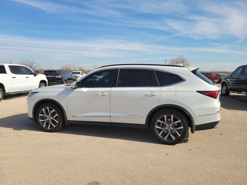 Used 2022 Acura MDX FWD w/ Technology Package image 3