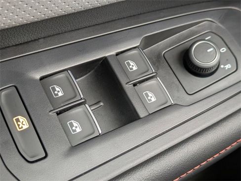 Certified 2025 Volkswagen Atlas Peak Edition SE image 27