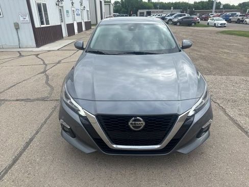 Used 2020 Nissan Altima 2.5 SL AWD/4WD image 2